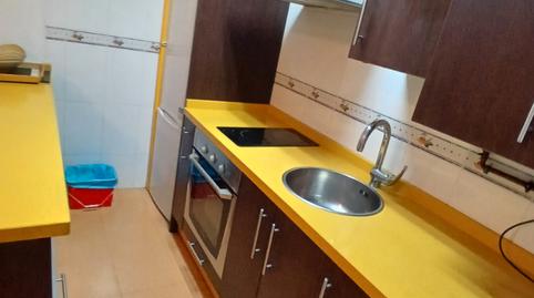 Foto 4 de Apartament en venda a Calle Cándido Albarrán, Pizarrales, Salamanca
