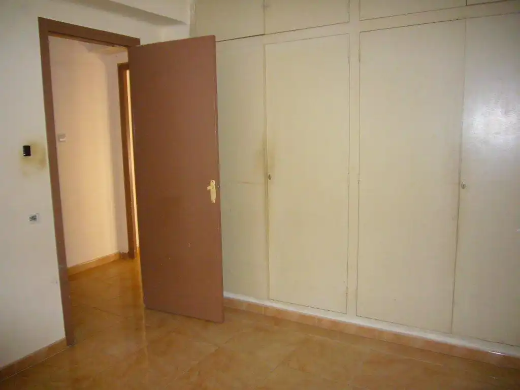Flat for sale in C/ Miquel Granell, Zona Hospital