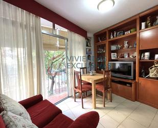 Living room of Flat for sale in  Barcelona Capital  with Air Conditioner, Terrace and Balcony