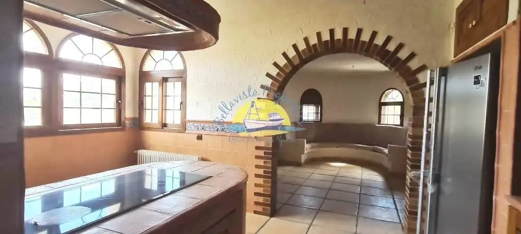 Country house zum Verkauf in Cartagena mit Privatgarten, Schwimmbad und Möbliert