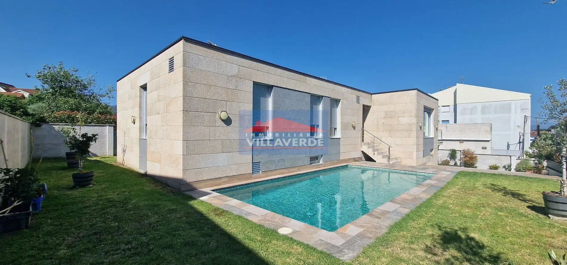 Piscina de Casa o chalet en venta en Cangas  con Terraza, Trastero y Piscina