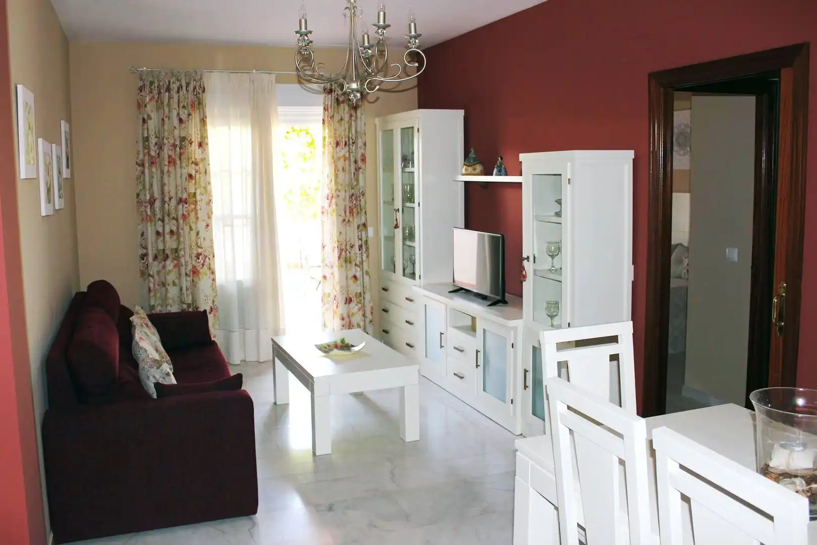 Sala d'estar de Pis de lloguer en Sanlúcar de Barrameda amb Aire condicionat, Calefacció i Terrassa