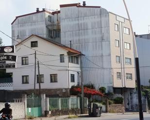 Vista exterior de Pis en venda en Poio amb Calefacció