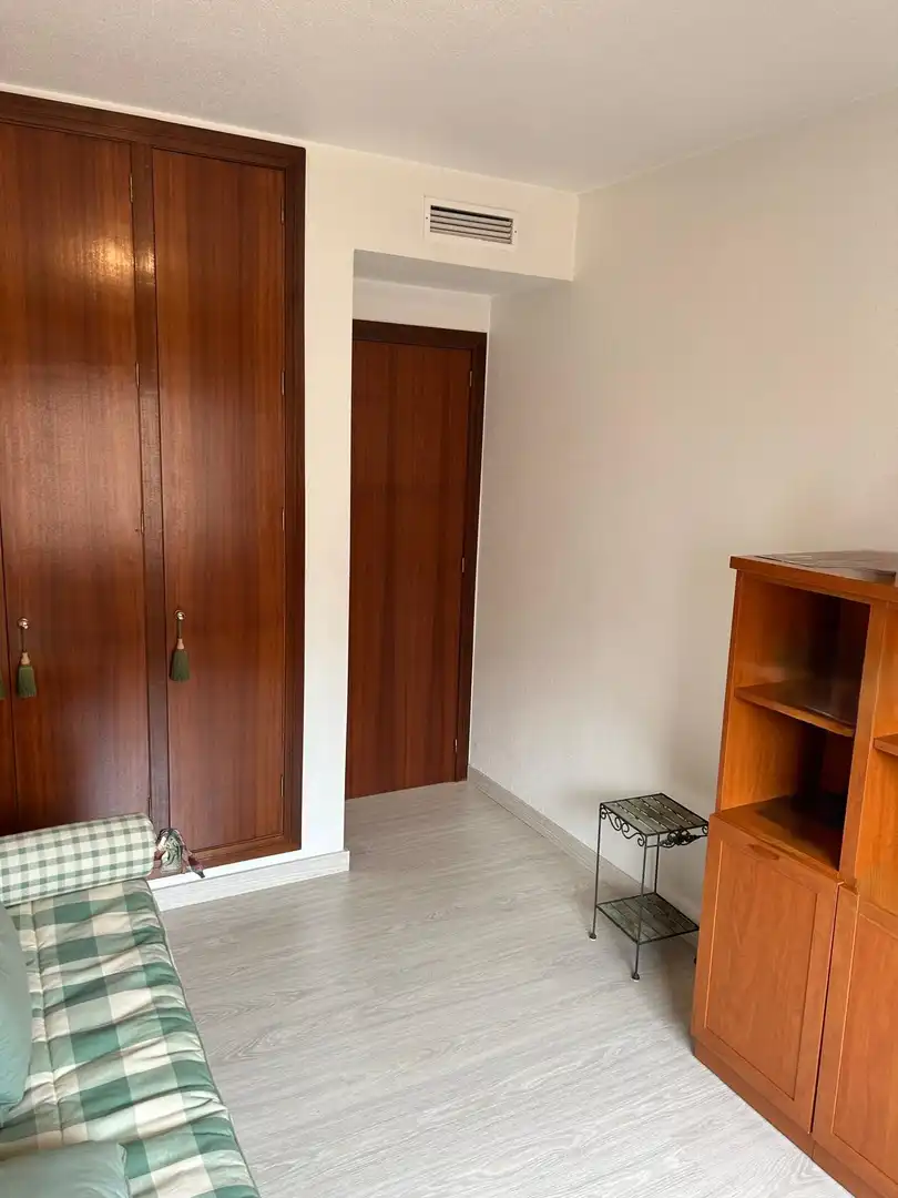 Wohnung zur Miete in Calle Moncayo, Santa María de Gracia