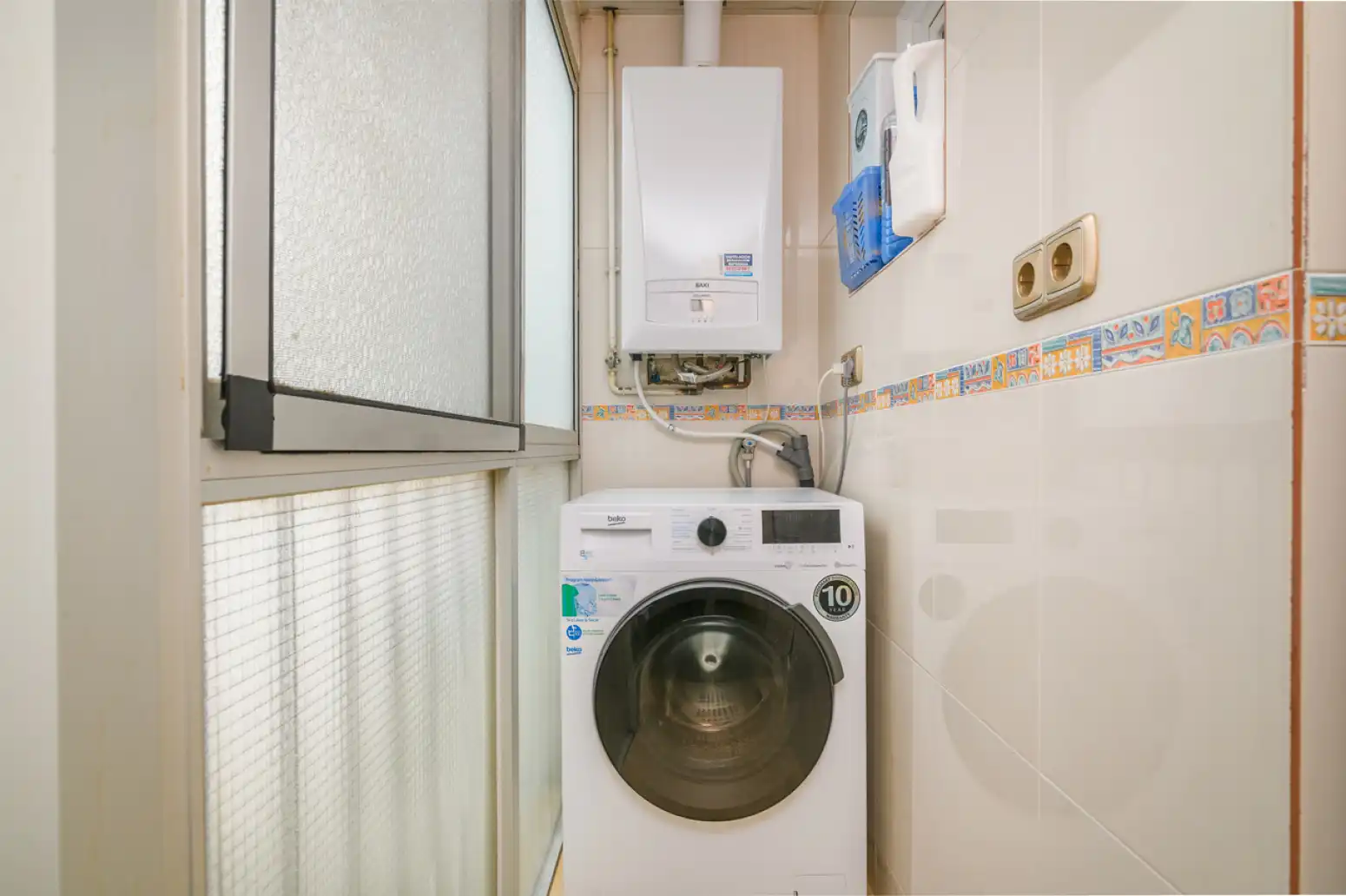 Bathroom of Attic for sale in Viladecans  with Air Conditioner, Heating and Balcony