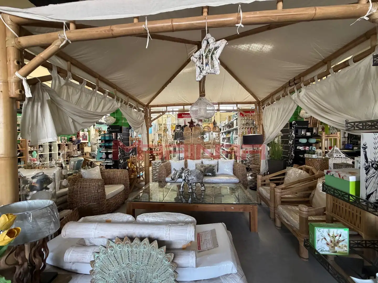Local comercial en traspaso en Yuncler, imagen 2
