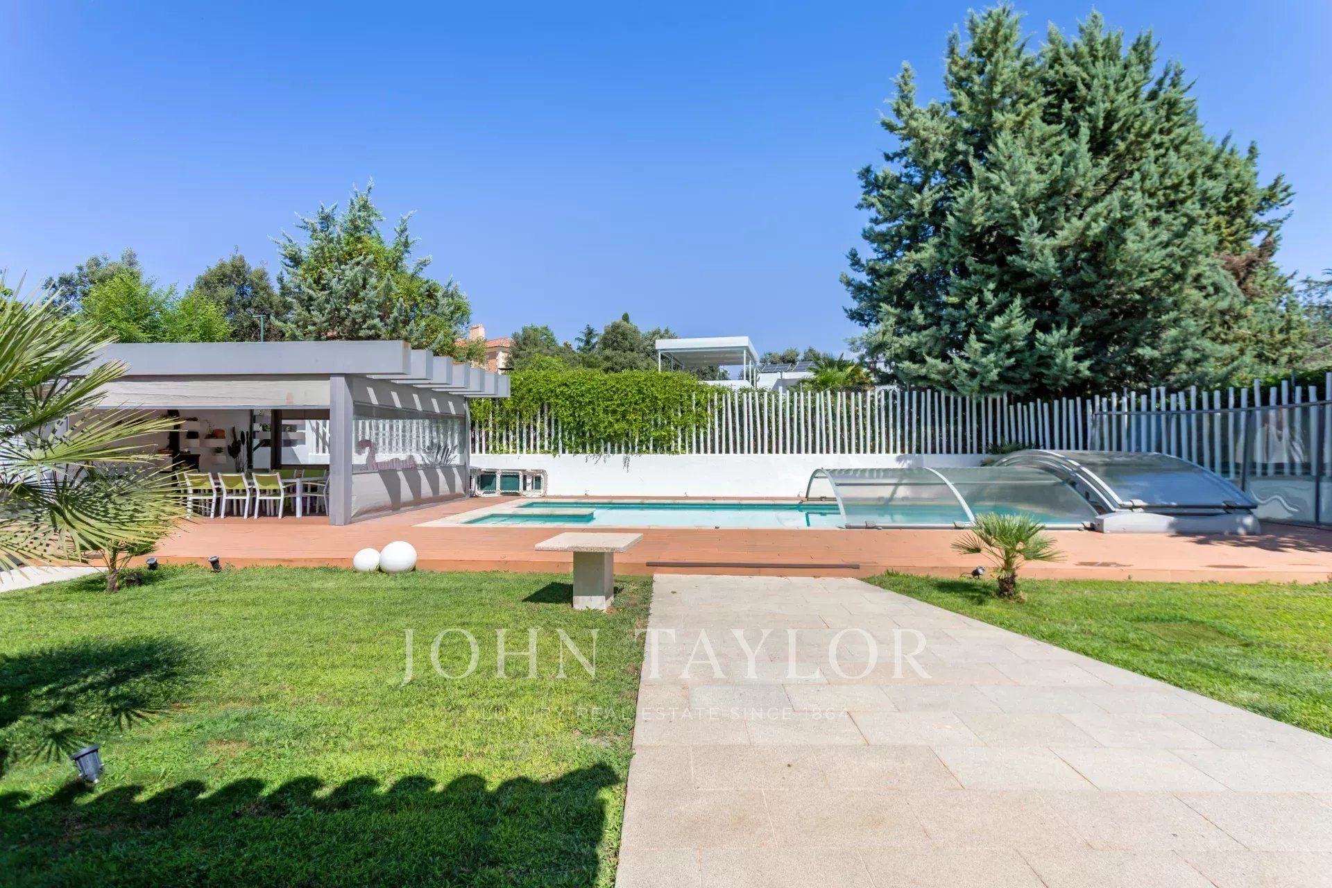 Piscina de Casa o xalet en venda en La Moraleja amb Calefacció, Jardí privat i Piscina
