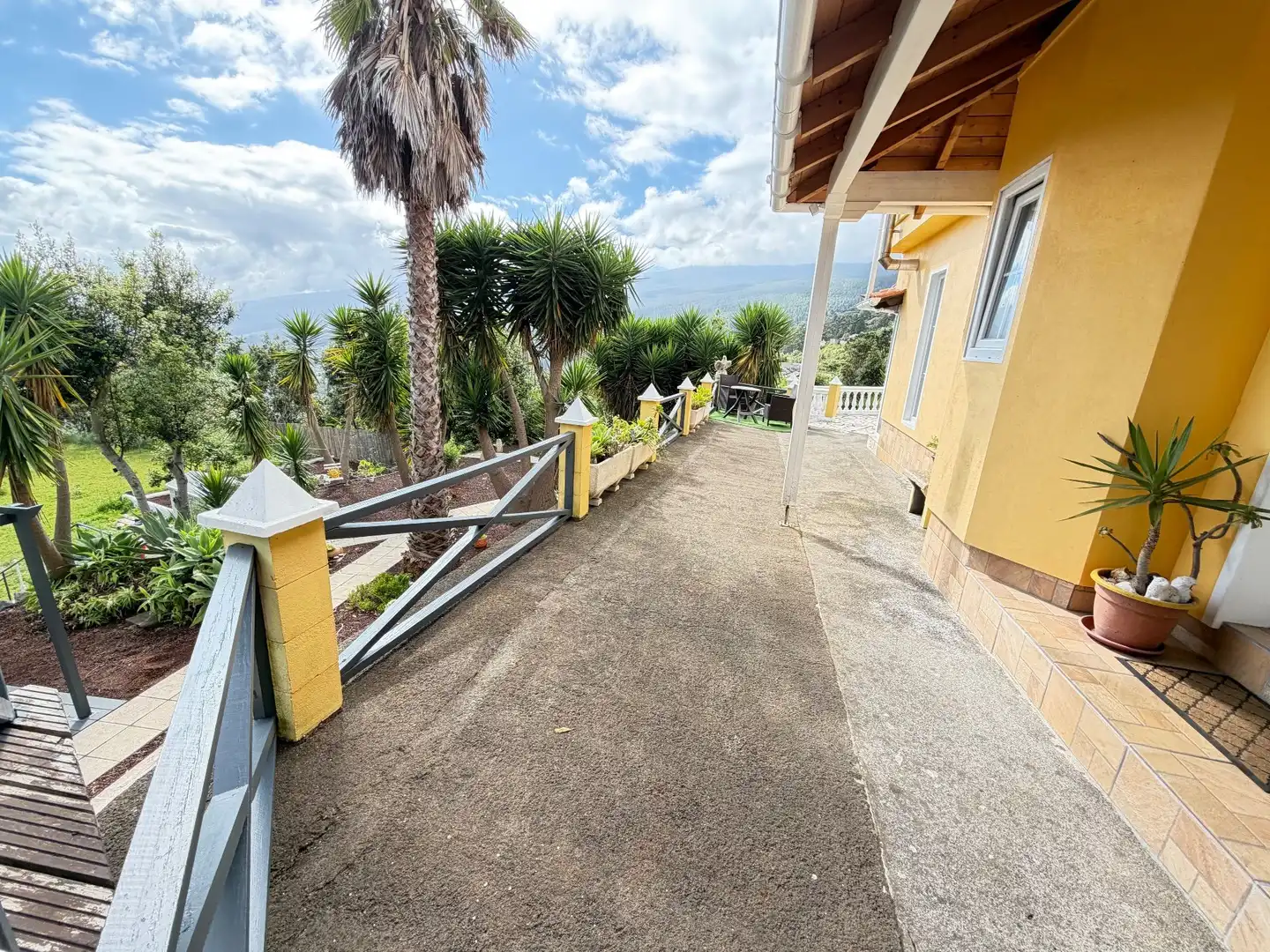 Vista exterior de Casa o xalet en venda en Icod de los Vinos amb Calefacció i Moblat