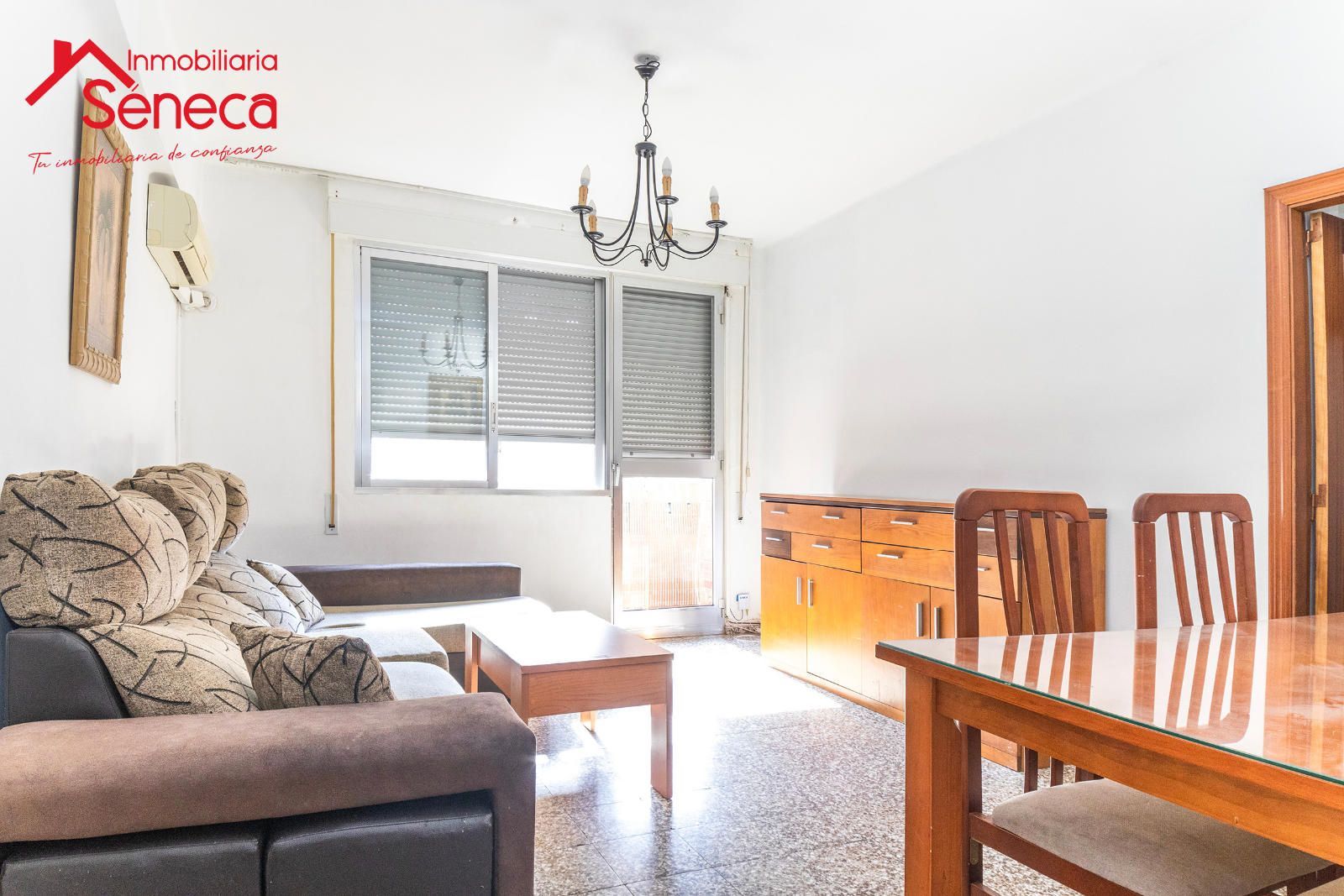 Sala d'estar de Pis en venda en  Córdoba Capital amb Aire condicionat, Calefacció i Terrassa