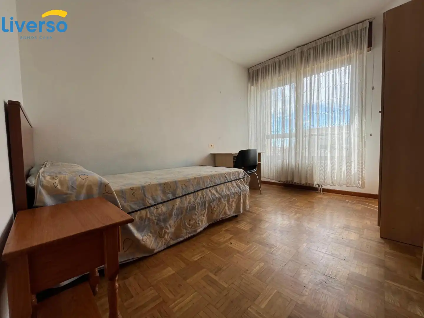 Habitació a Avenida CANTABRIA, Reyes Católicos