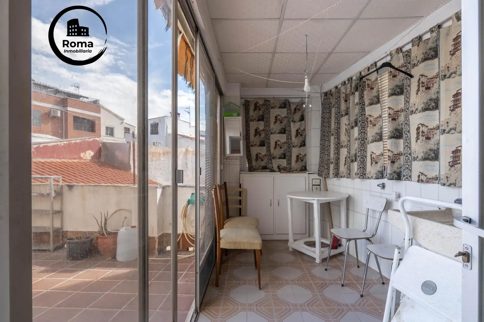 Dormitori de Casa o xalet en venda en Guadix