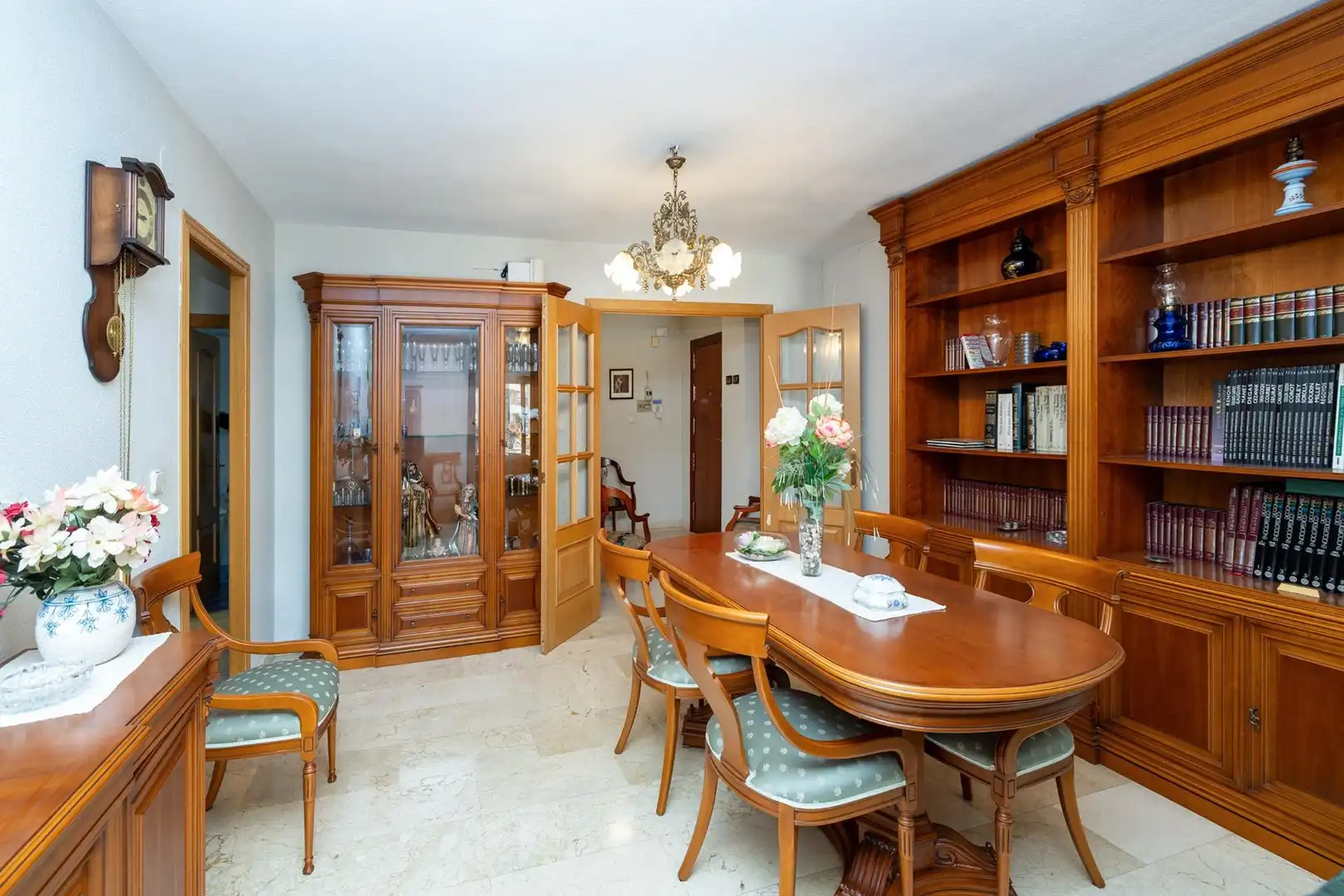 Dining room of Flat for sale in Granada  with Air Conditioner, Terrace and Storage room
