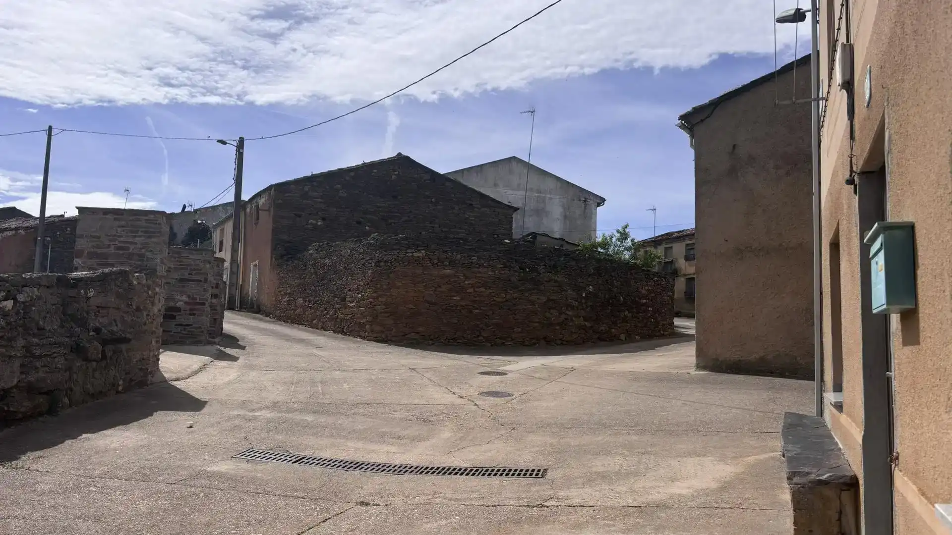 Vista exterior de Terreno en venta en Carbajales de Alba, Zamora