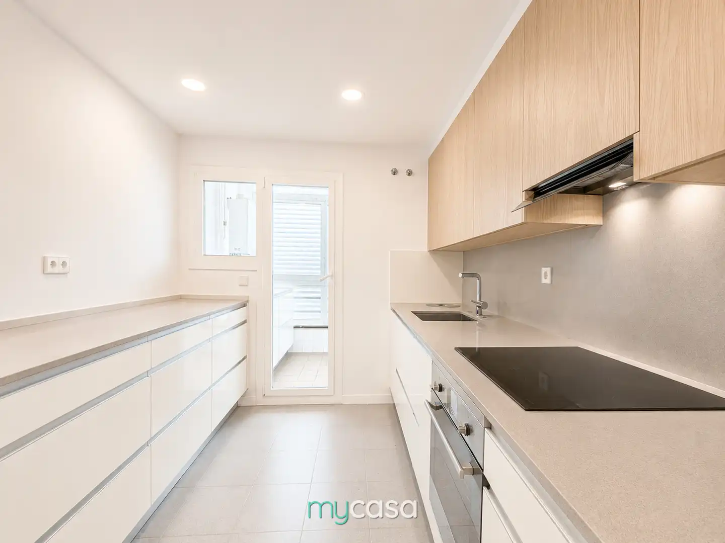 Cocina de Piso en venta en Barcelona con Aire acondicionado, Calefacción y Parquet