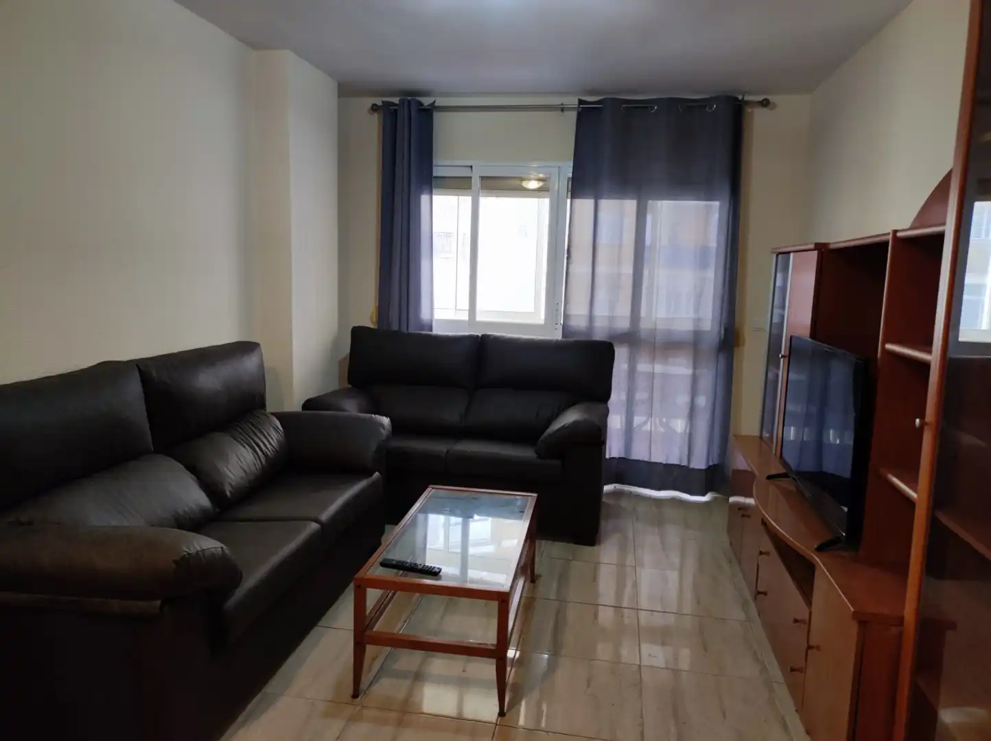 Flat with terrace to rent in Calle Martínez Maldonado, imagen 4