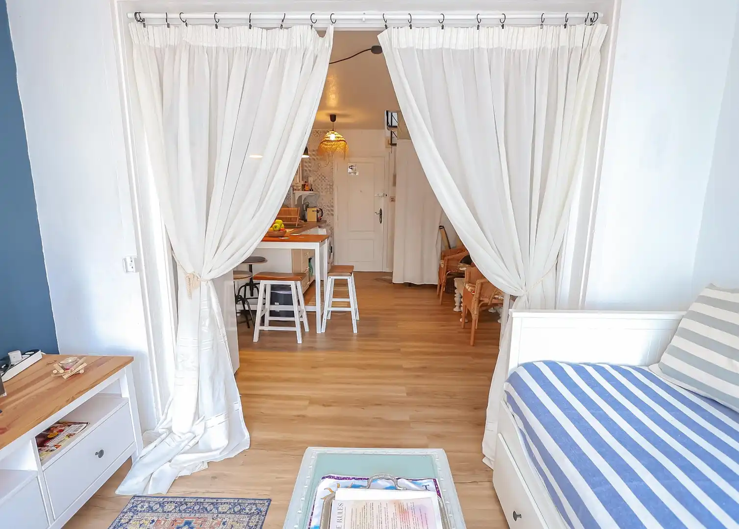 Bedroom of Apartments for rent in Torrevieja  with Air Conditioner, Terrace and Furnished