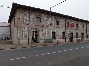 Maison mitoyenne à vendre à N/A