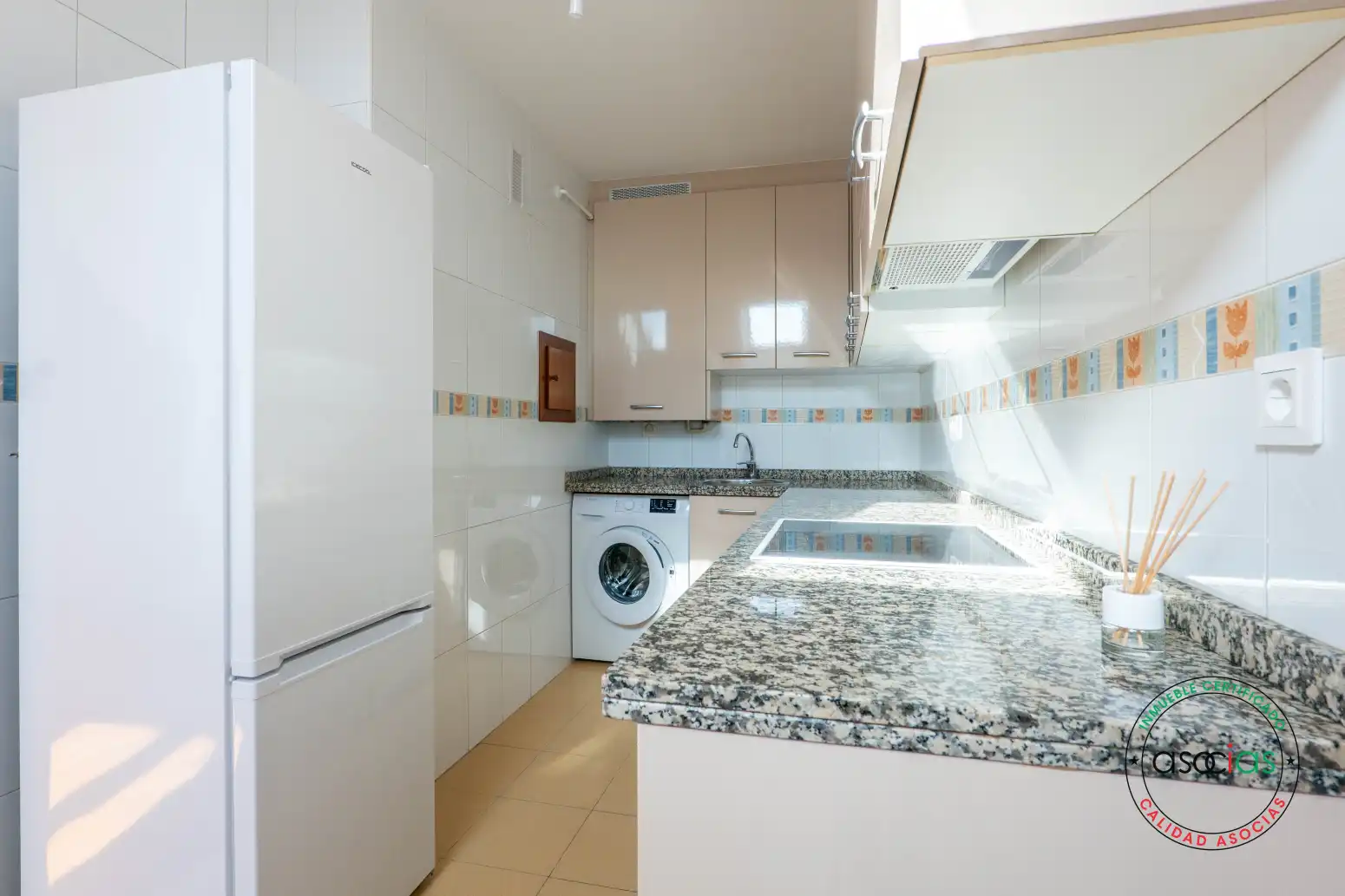 Kitchen of Flat for sale in Sur