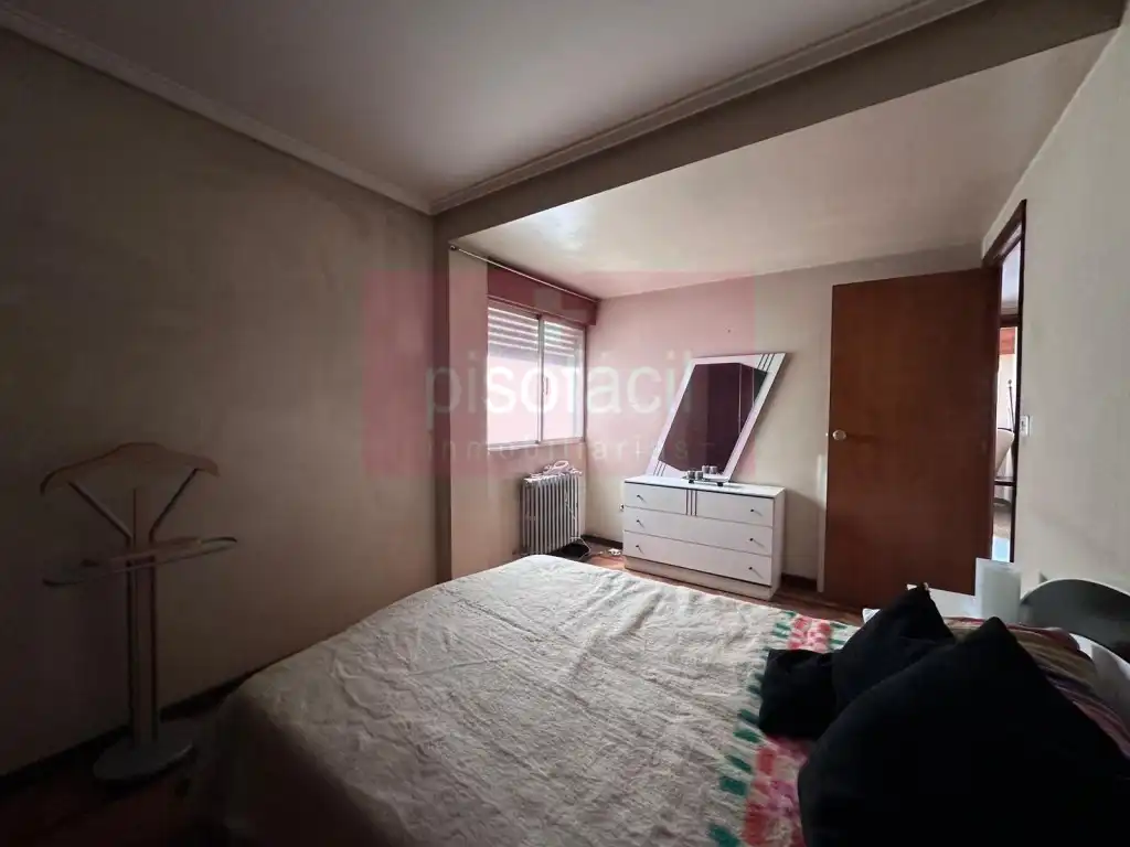 Schlafzimmer von Wohnung zum Verkauf in Lugo