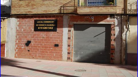Amplio bajo comercial en Santomera, ideal para emprendedores