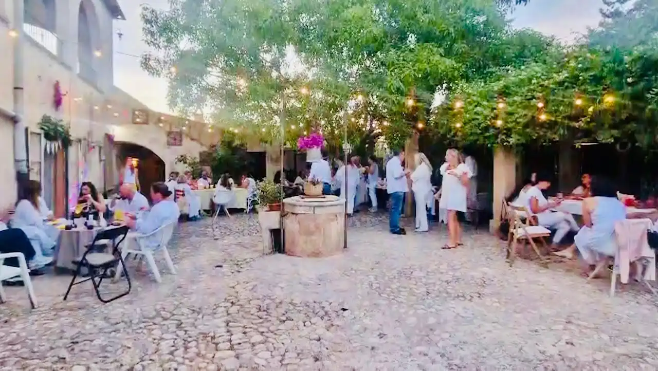 Landhaus mit Terrasse zum Verkauf in Carrer d'Antoni Furió, imagen 4