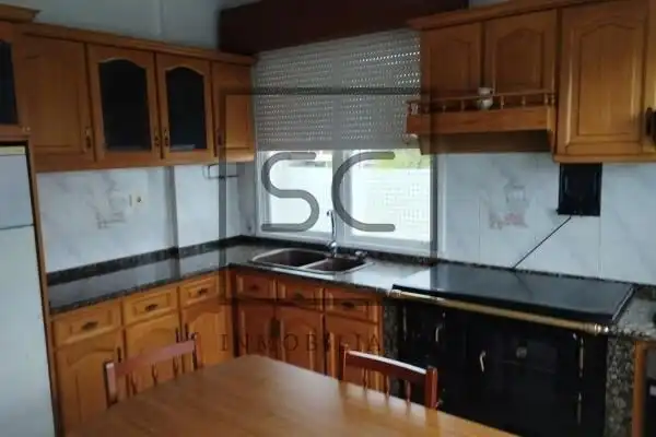 Cuina de Casa o xalet en venda en Ortigueira amb Jardí privat i Balcó