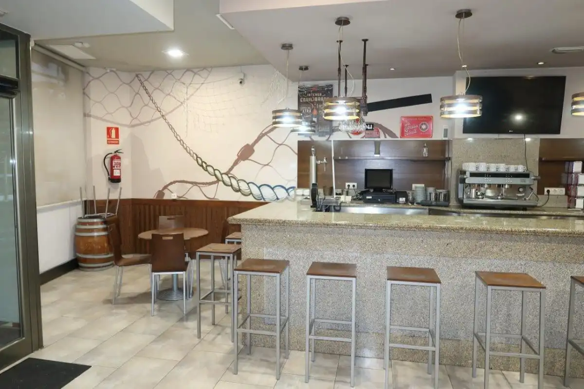 Local comercial en alquiler en Oseiro, imagen 3