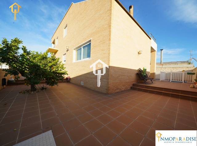 Piso en Venta en Calle MAGNOLIA-BACAROT en El Bacarot