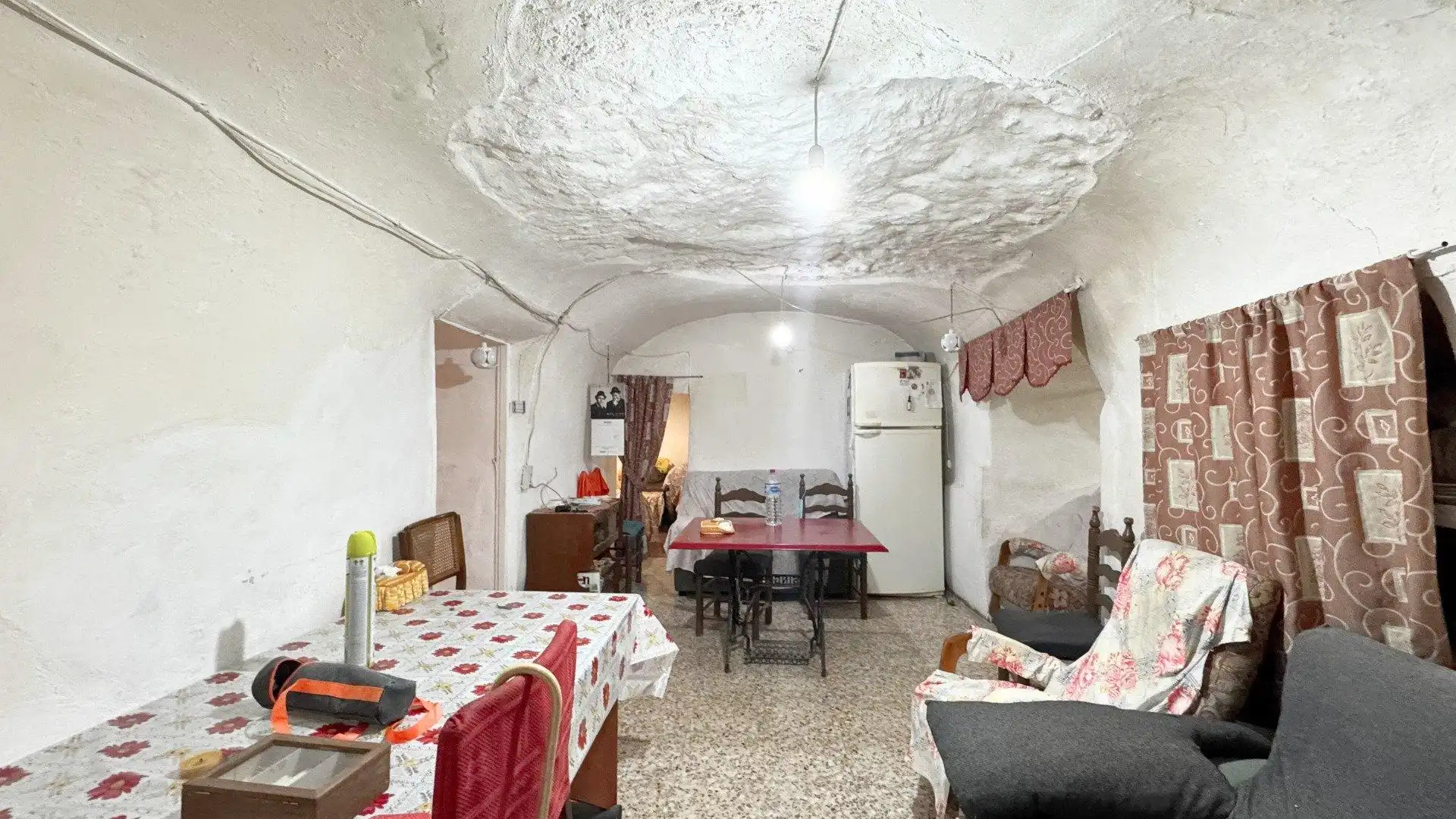 Casa adosada en venda en El Pinós / Pinoso amb Terrassa