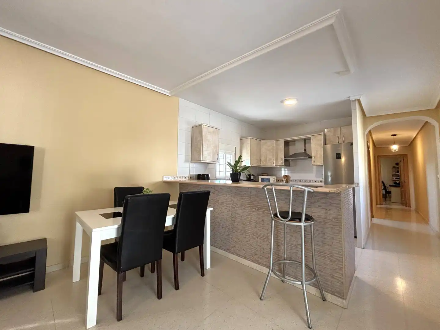 Cocina de Casa o chalet en venta en Alicante / Alacant con Aire acondicionado, Jardín privado y Trastero