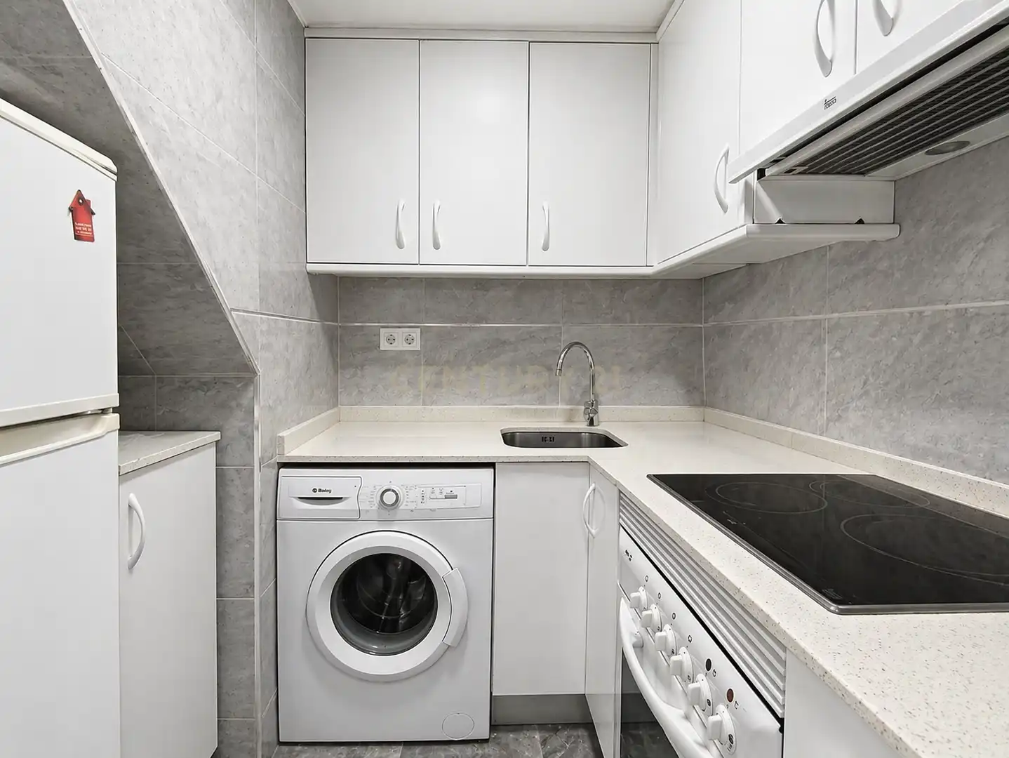 Kitchen of Duplexes for sale in Benidorm  with Air Conditioner, Washing machine and Balcony