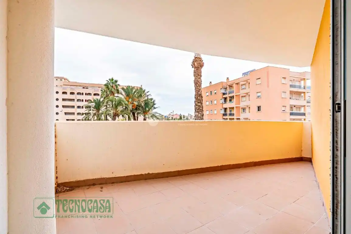 Habitación de Piso en venta en Roquetas de Mar con Calefacción y Terraza