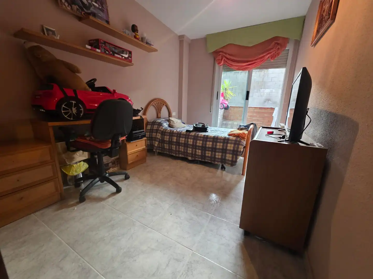 Bedroom of Flat for sale in Canovelles  with Air Conditioner, Heating and Terrace