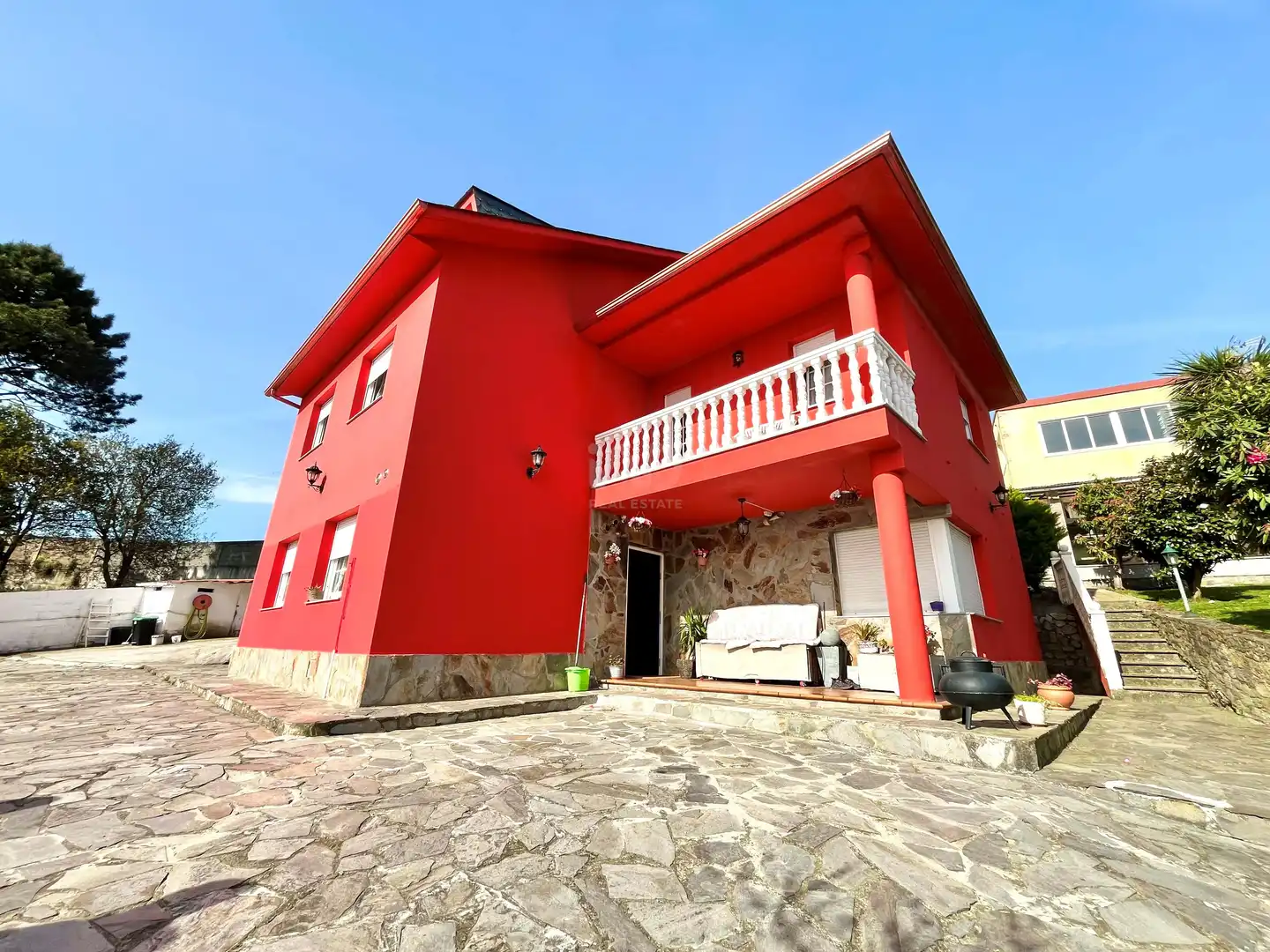 Vista exterior de Casa o chalet en venta en Culleredo con Calefacción, Terraza y Piscina