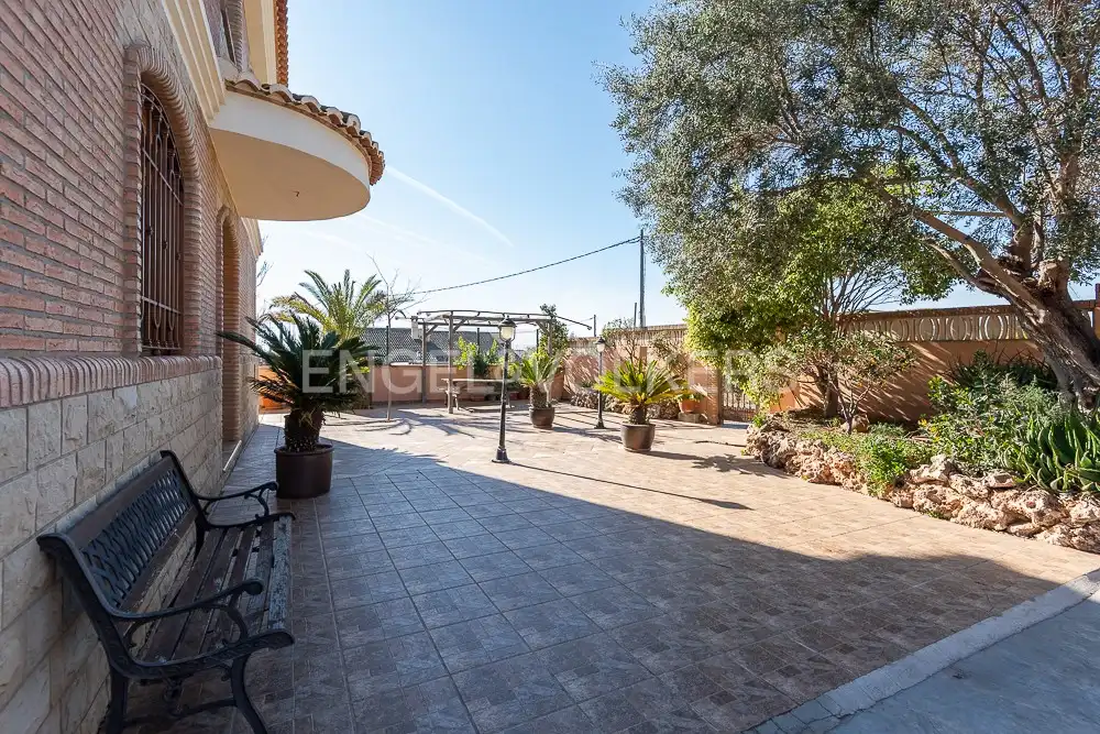 Terraza de Casa o chalet en venta en Náquera con Aire acondicionado, Calefacción y Jardín privado