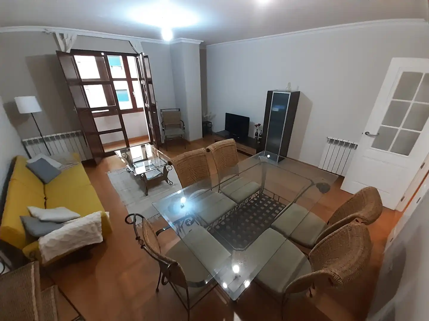 Sala d'estar de Pis en venda en Zamora Capital  amb Calefacció i Balcó