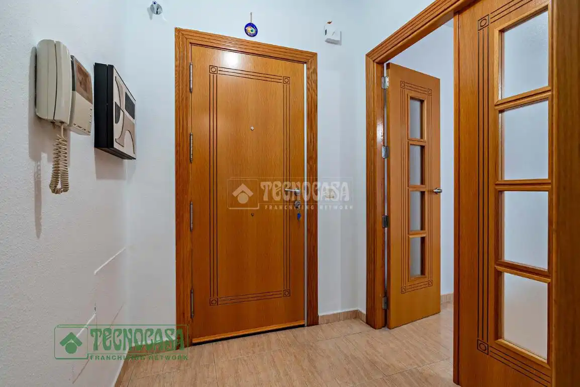 Piso en venta en El Ejido con Aire acondicionado