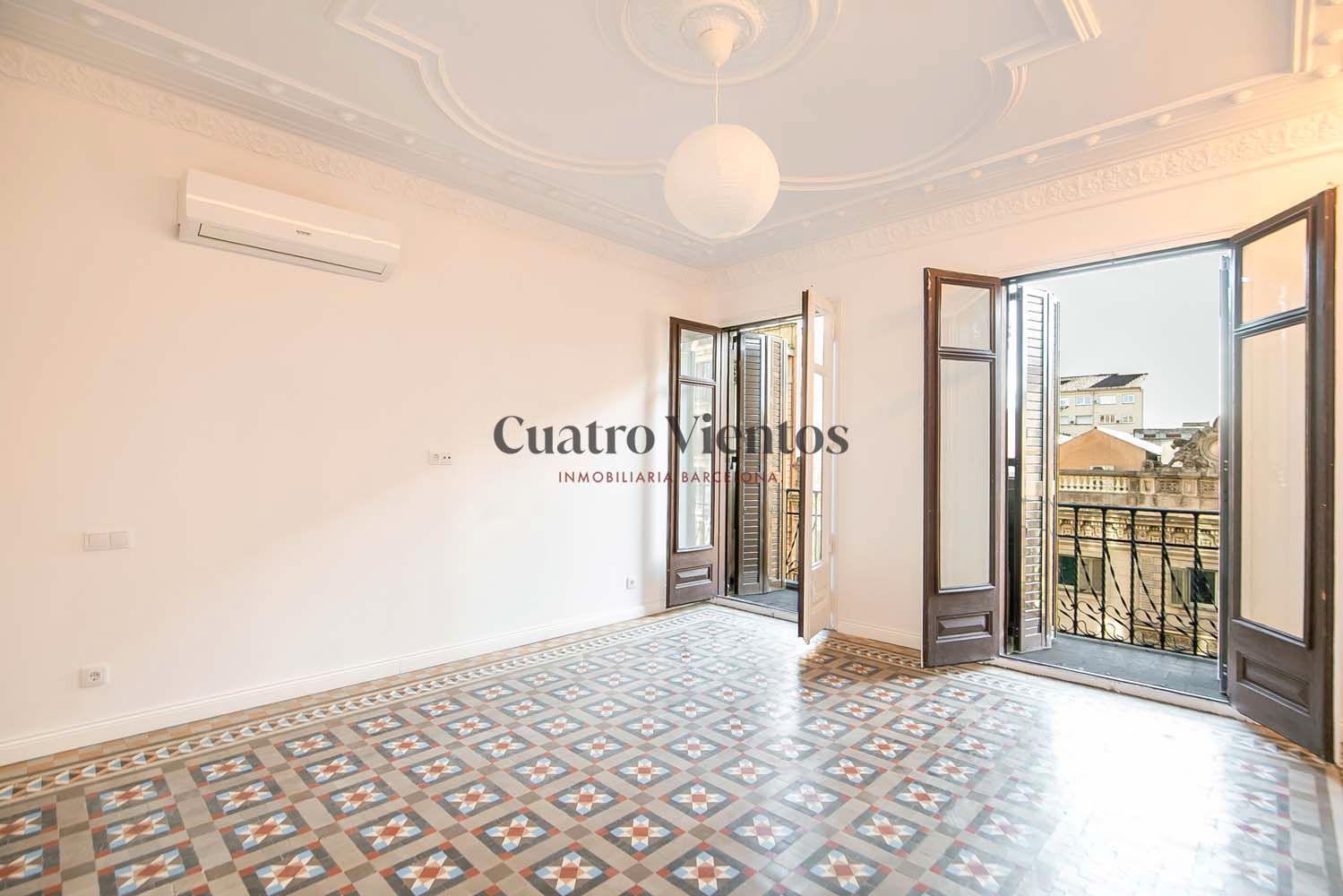 Vista exterior de Pis de lloguer en  Barcelona Capital amb Aire condicionat, Calefacció i Forn