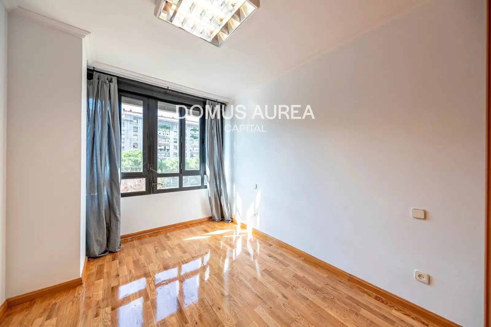 Flat for rent in Aviador Zorita, Cuatro Caminos - Azca