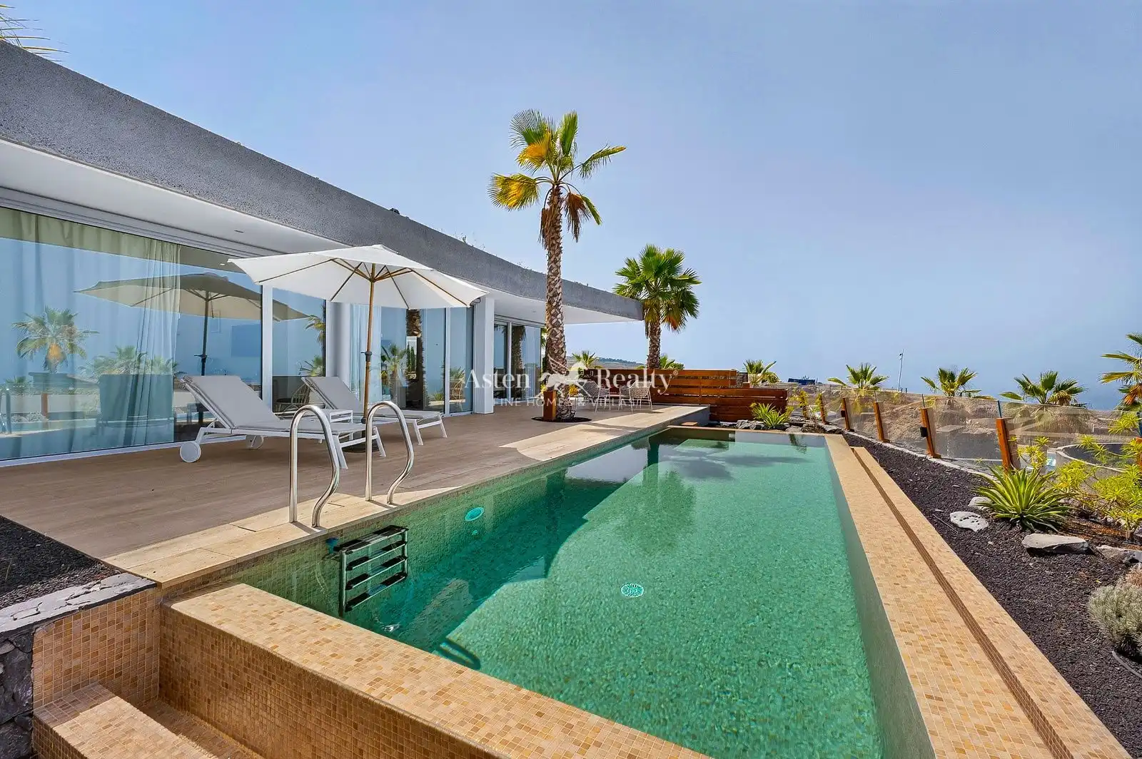 Maison avec piscine à vendre à Emilia Pardon Bazan 12