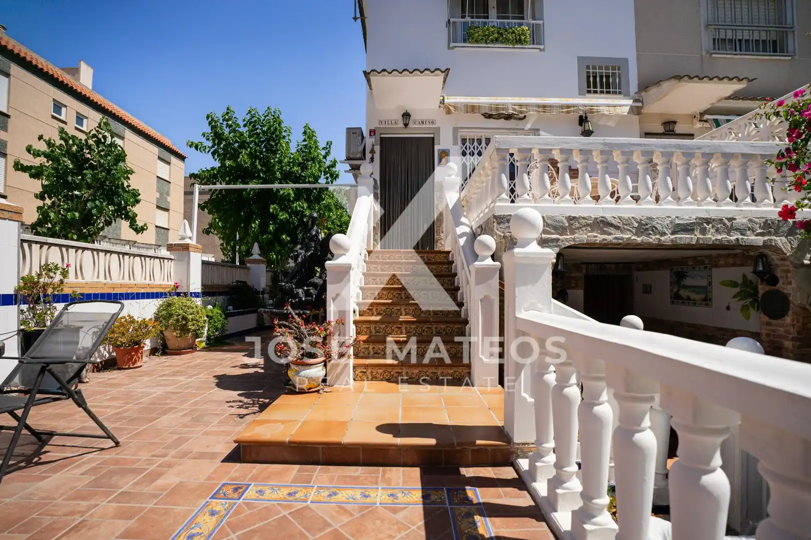 Vista exterior de Casa adosada en venta en Oropesa del Mar / Orpesa