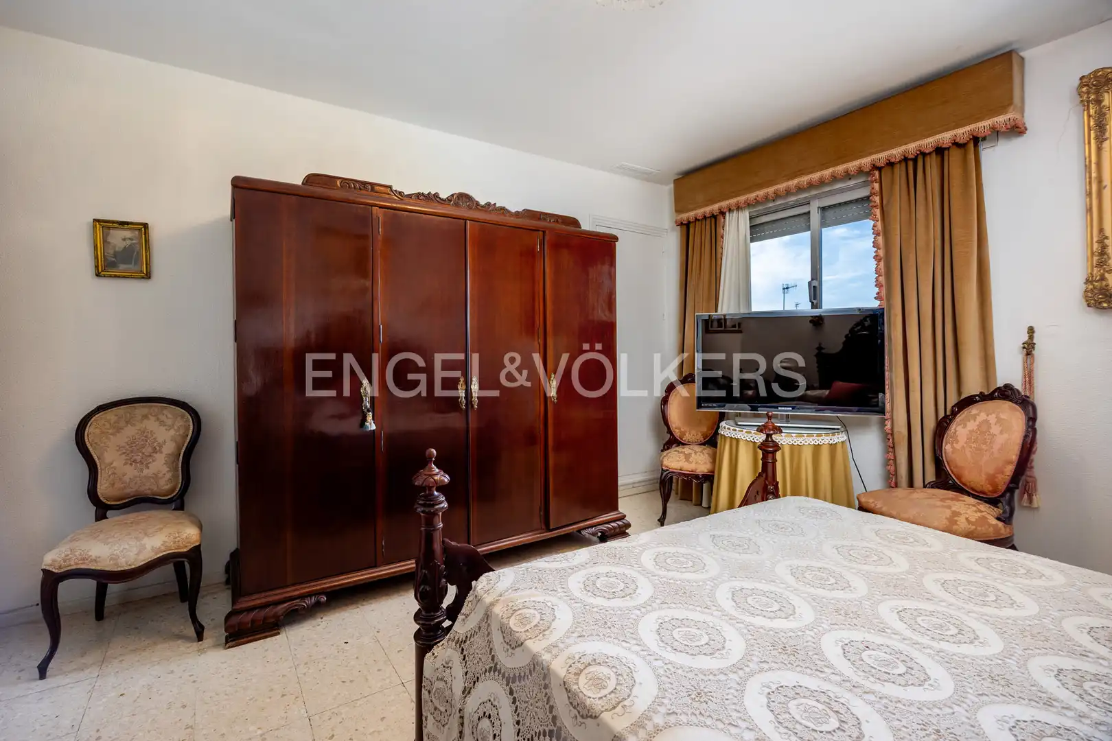 Habitación de Apartamento en venta en Sanlúcar de Barrameda con Calefacción, Terraza y Balcón