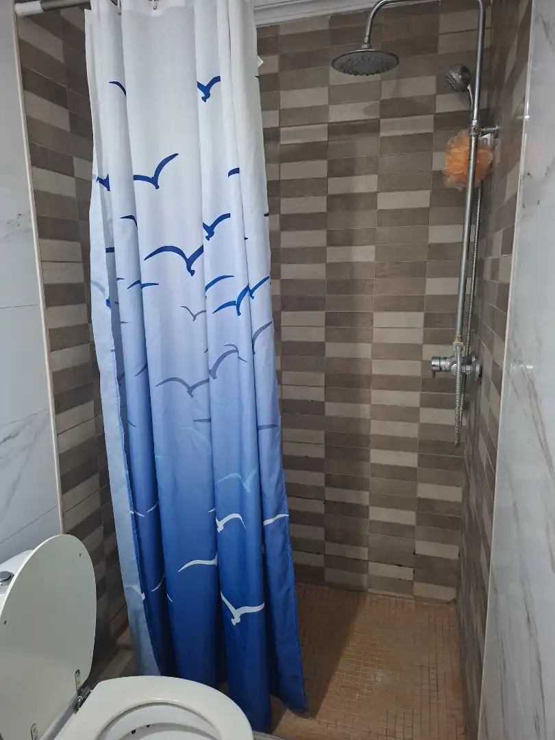 Bathroom of Flat for sale in Alfafar  with Air Conditioner, Furnished and Oven