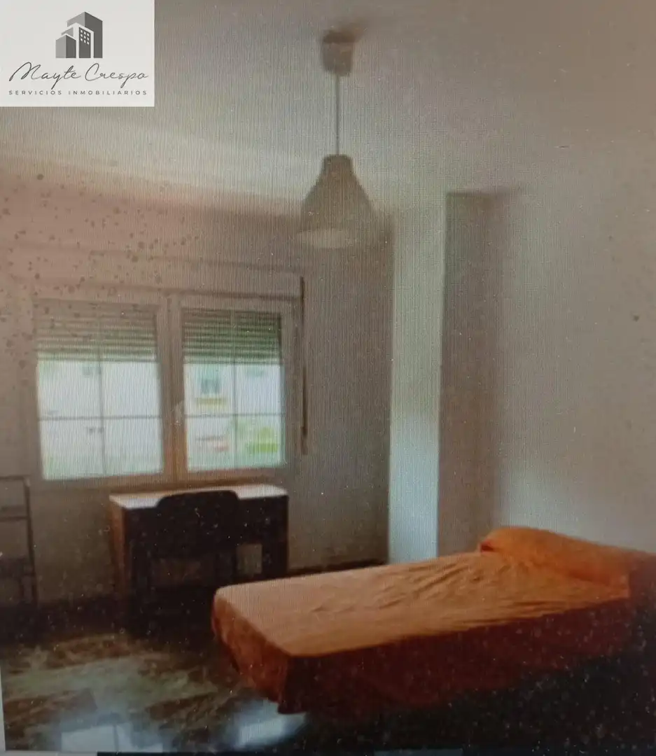 Habitación de Piso de alquiler en Granada con Calefacción, Terraza y Amueblado