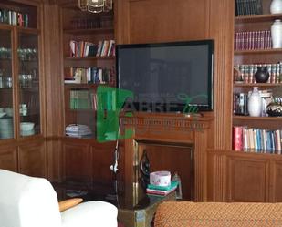 Living room of Flat to rent in Ourense Capital   with Heating, Parquet flooring and Storage room