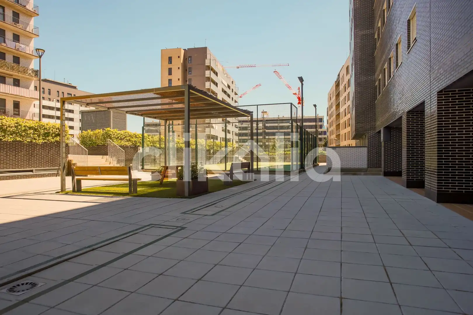 Terrasse von Wohnung zum Verkauf in Tres Cantos mit Heizung, Privatgarten und Terrasse