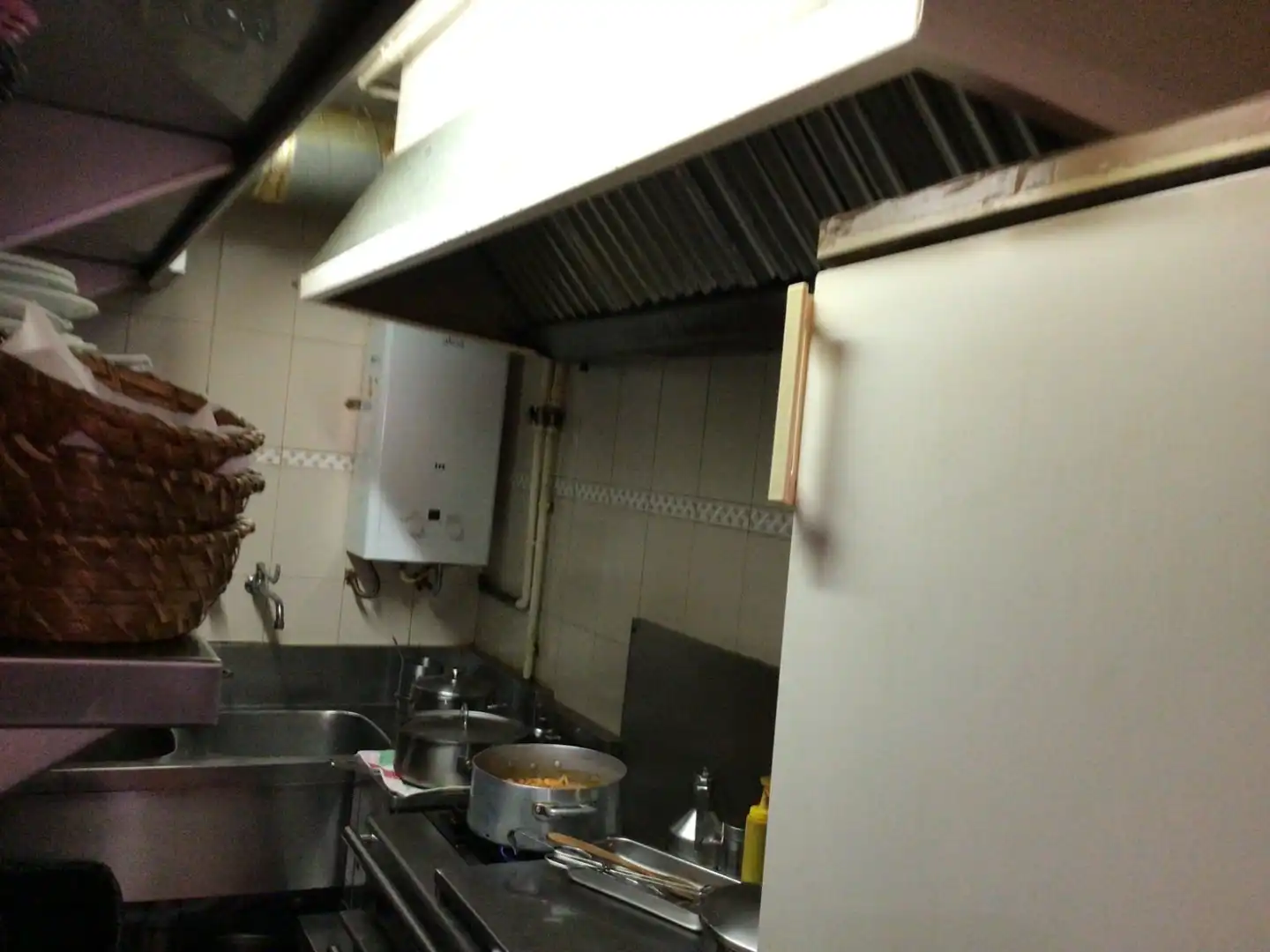 Business premises for transfer in Ciutat Vella, imagen 3