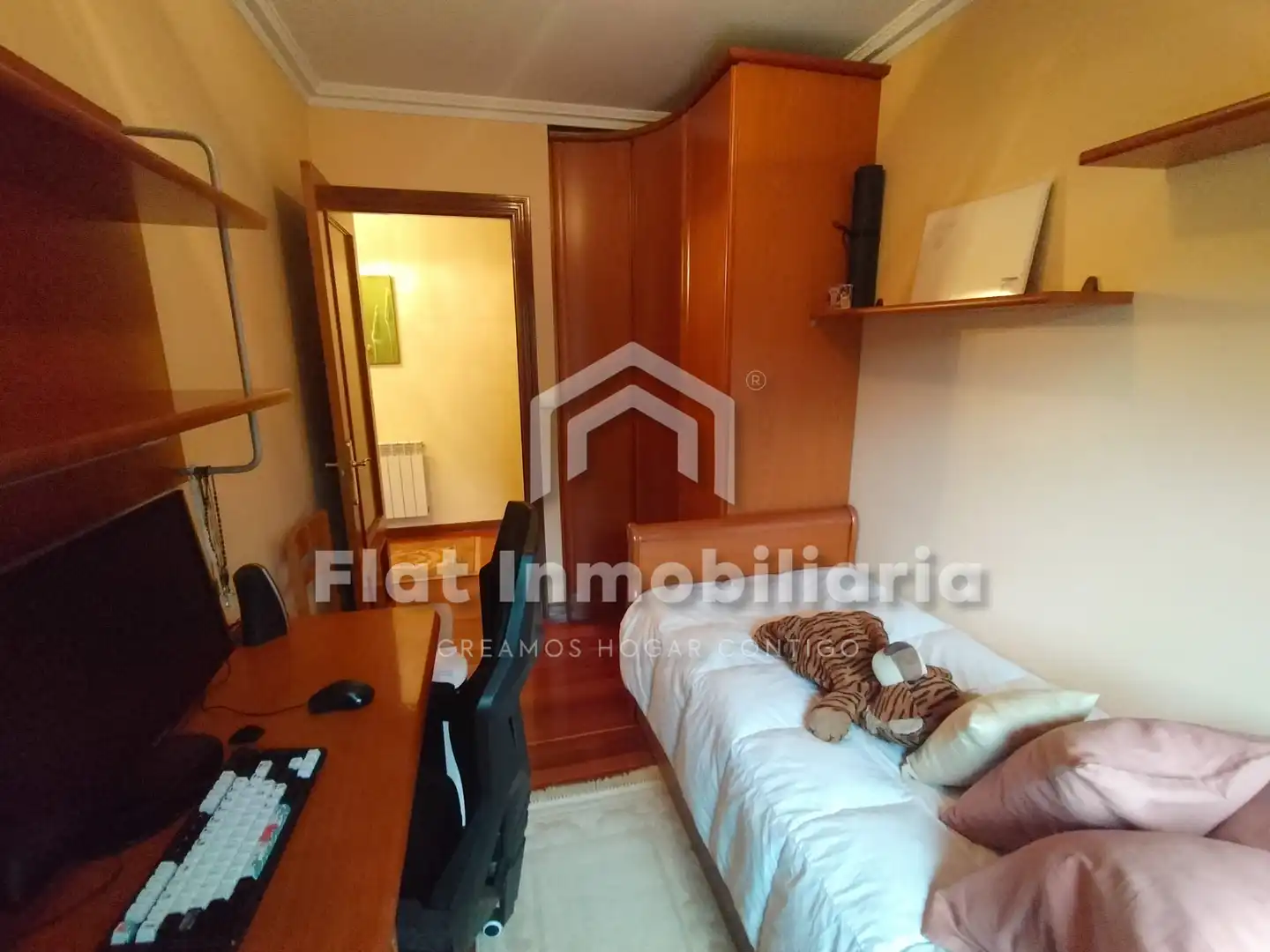 Flat with terrace for sale in Calle el Hoyo, imagen 5
