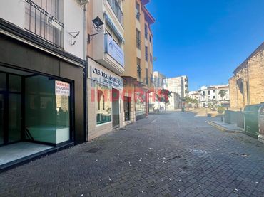 Business premises for sale in Plaza España
