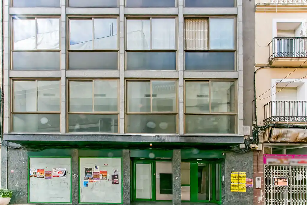 Local comercial en alquiler en Pz de la Vila